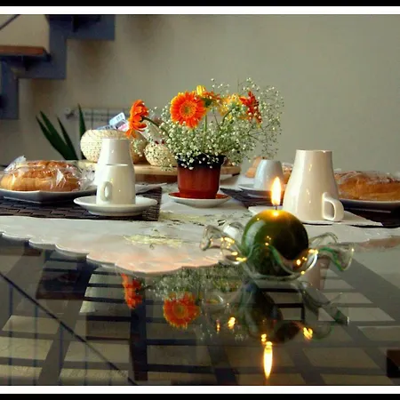 Spicchi Di Sole * نابولي